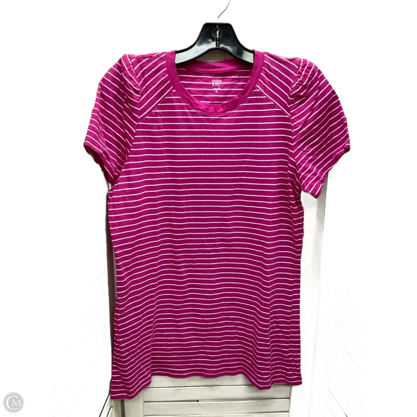 Top Short Sleeve By Crown And Ivy In Striped Pattern, Size: Xl