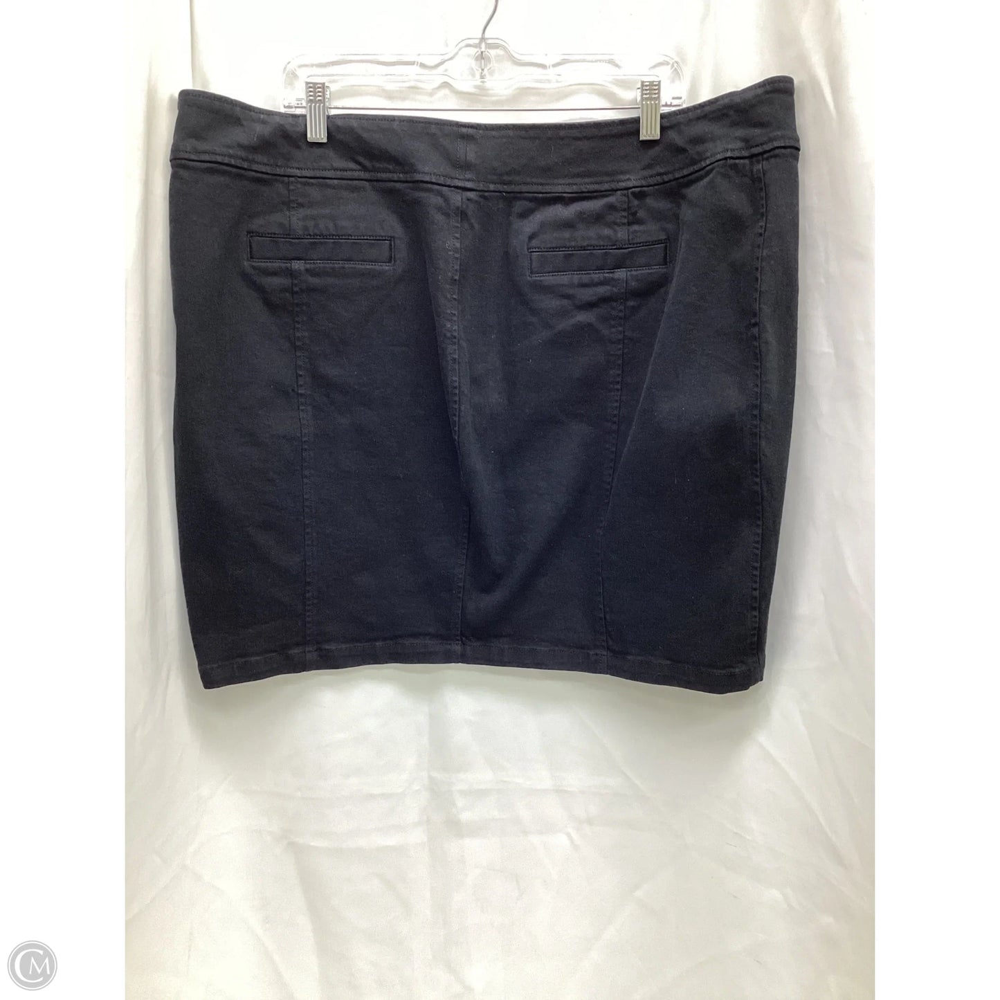 Skirt Midi By Old Navy In Black, Size: 20