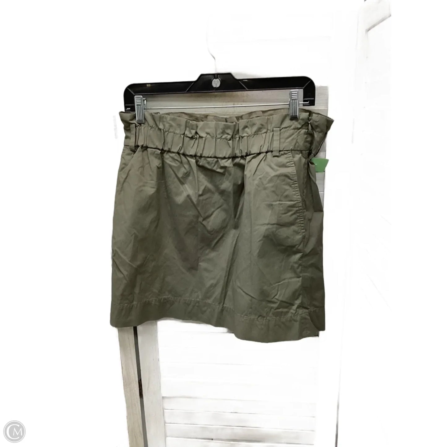 Shorts By Banana Republic In Green, Size: 6
