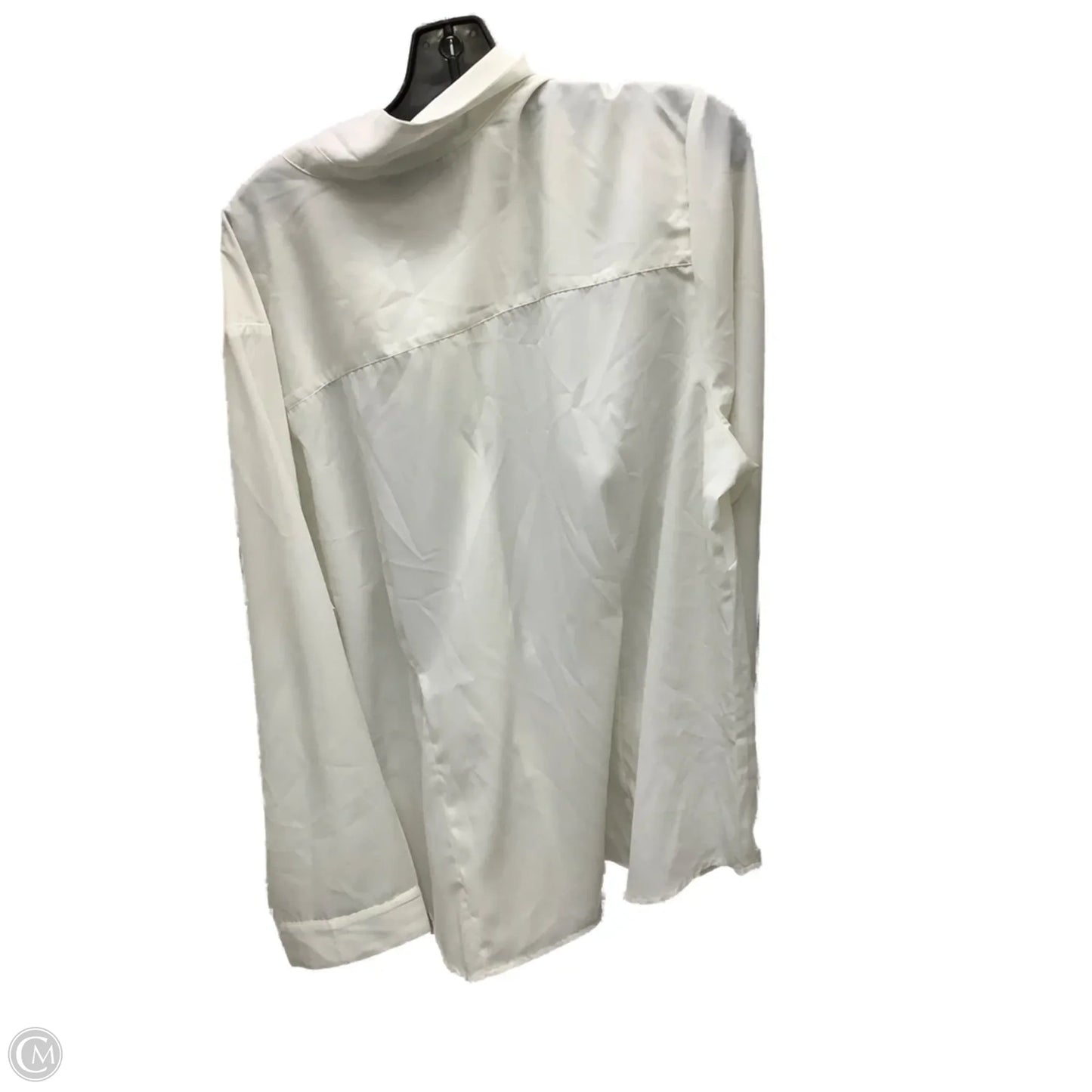 Top Long Sleeve By Clothes Mentor In White, Size: 2x
