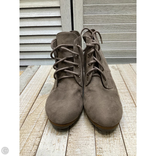 Boots Ankle Heels By Dr Scholls In Brown, Size: 8