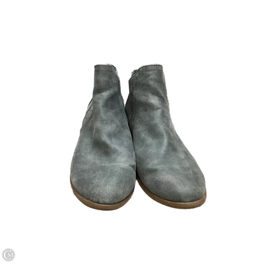 Boots Ankle Flats By Charlotte Russe In Grey, Size: 8