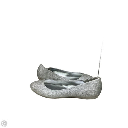 Shoes Flats By American Eagle In Silver, Size: 11
