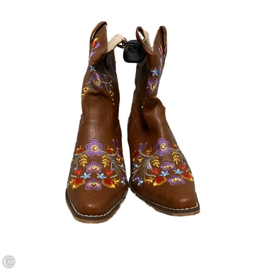 Boots Ankle Heels By Clothes Mentor In Floral Print, Size: 9