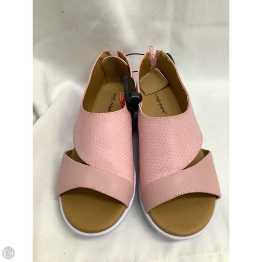 Sandals Flats By Clothes Mentor In Pink & Tan, Size: 8.5