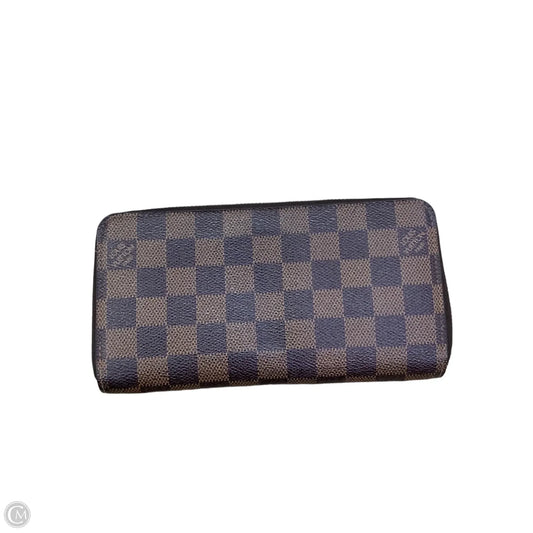 Wallet Luxury Designer By Louis Vuitton, Size: Medium