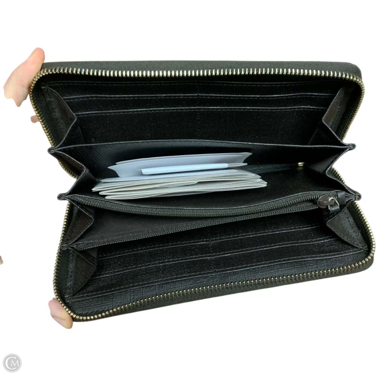 Wallet Luxury Designer By Gucci, Size: Medium