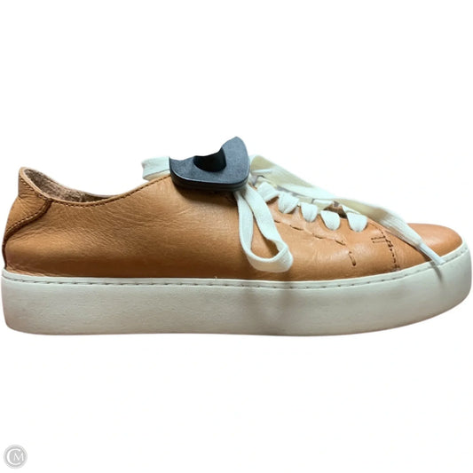 Shoes Designer By Frye In Brown, Size: 6.5