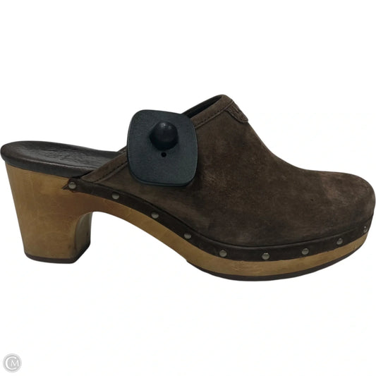 Shoes Designer By Ugg In Brown, Size: 8