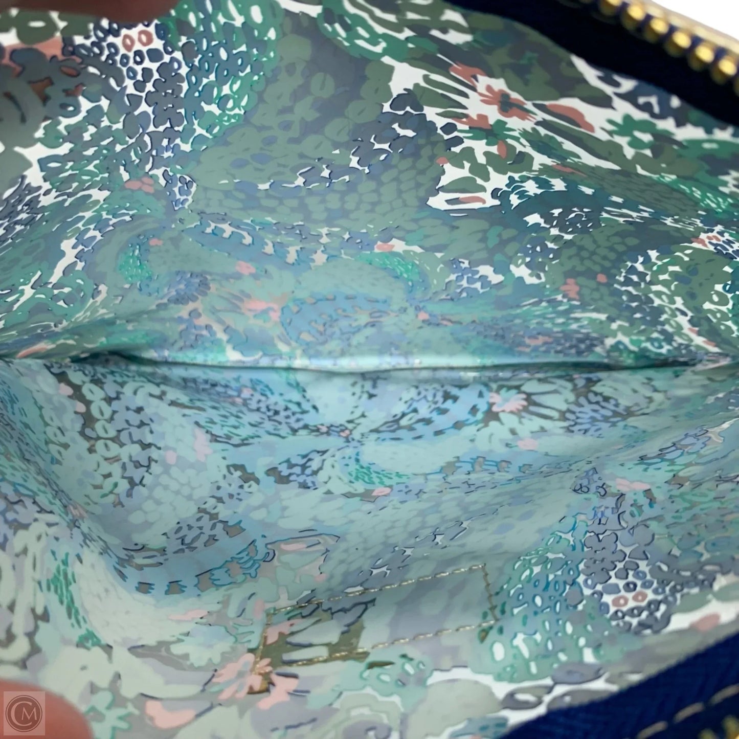 Makeup Bag Designer By Lilly Pulitzer, Size: Medium