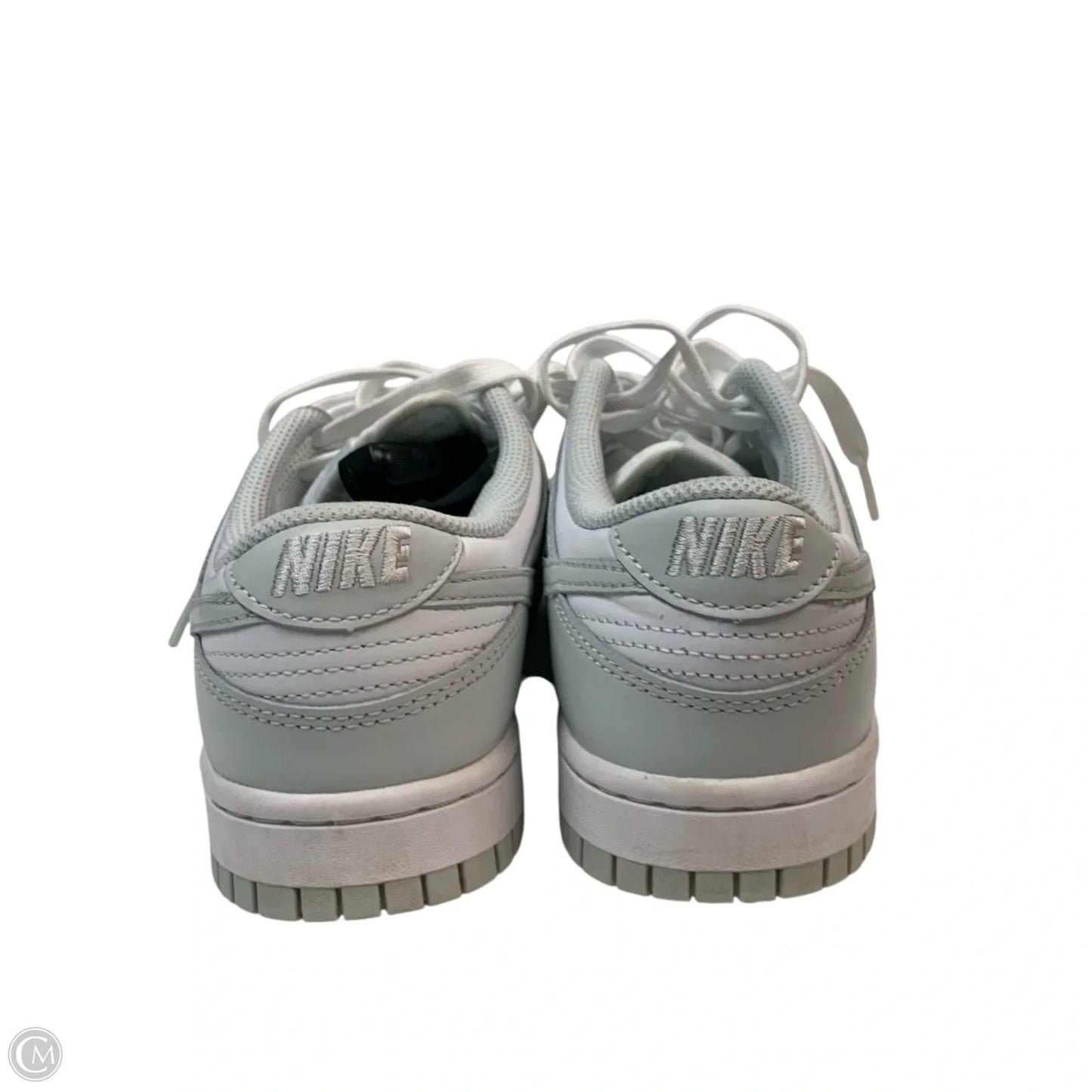 Shoes Sneakers By Nike In White, Size: 6.5