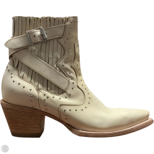 Boots Western By Freebird In Cream, Size: 8