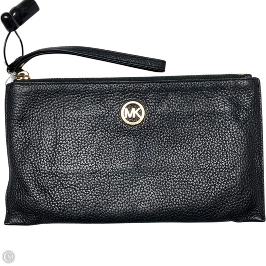 Wristlet Designer By Michael Kors, Size: Medium