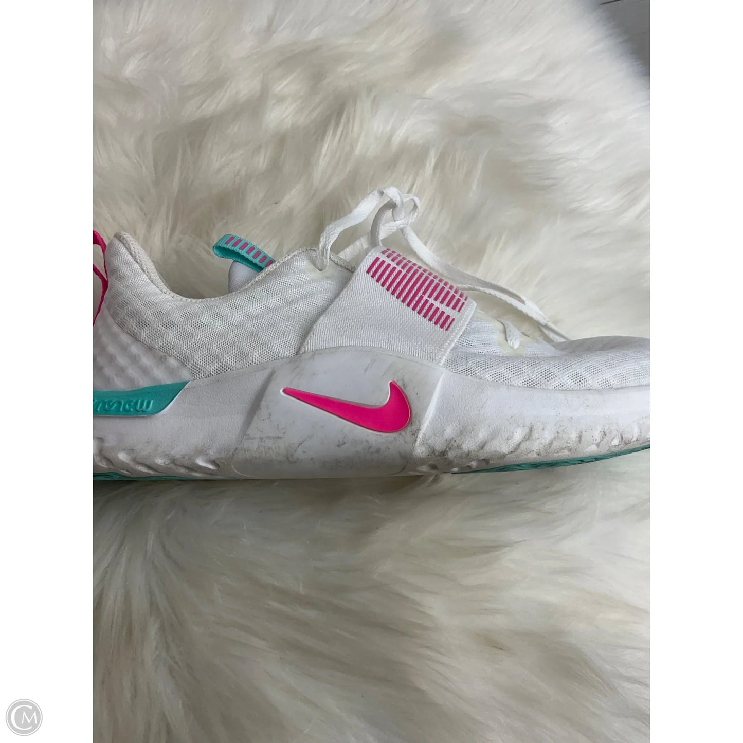 Shoes Athletic By Nike In White, Size: 9