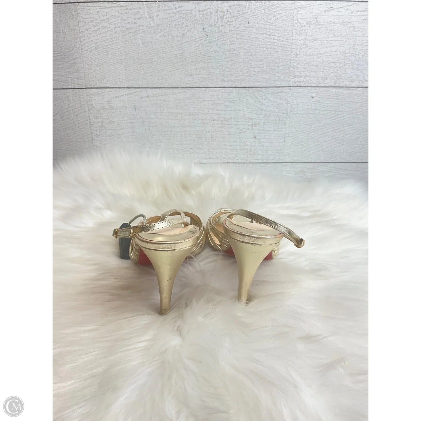 Shoes Luxury Designer By Christian Louboutin In Gold, Size: 7.5