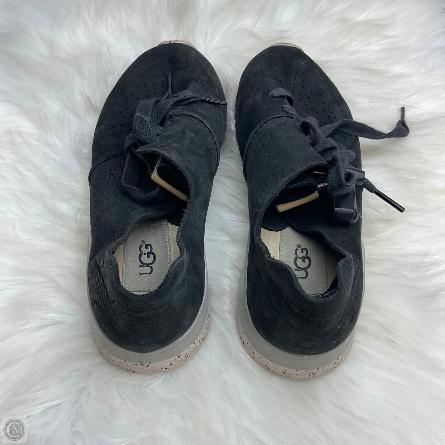 Shoes Designer By Ugg In Black, Size: 6.5