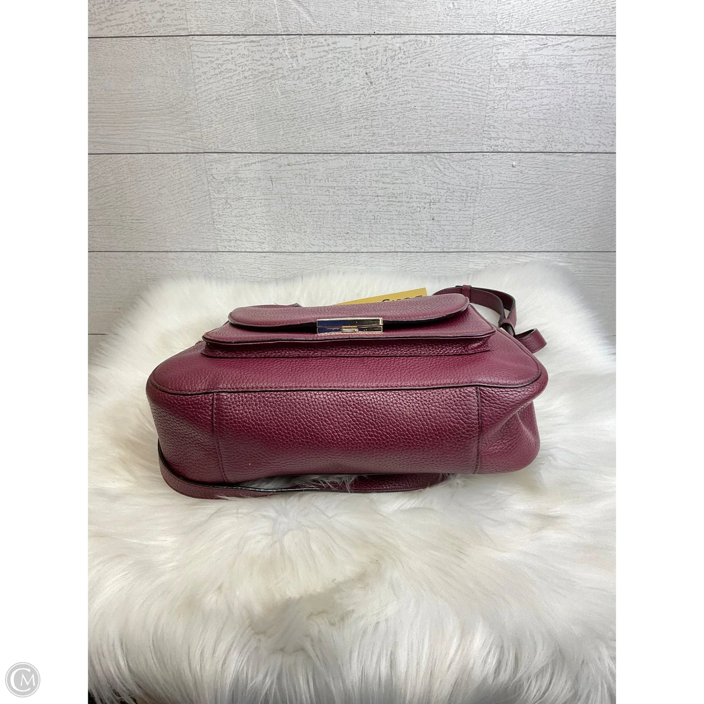 Crossbody Designer By Kate Spade, Size: Large