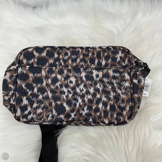 Belt Bag By Old Navy, Size: Medium