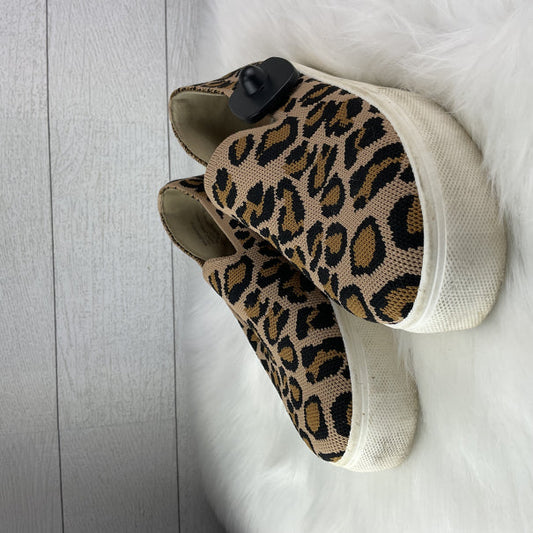 Shoes Flats By Steve Madden In Animal Print, Size: 7.5