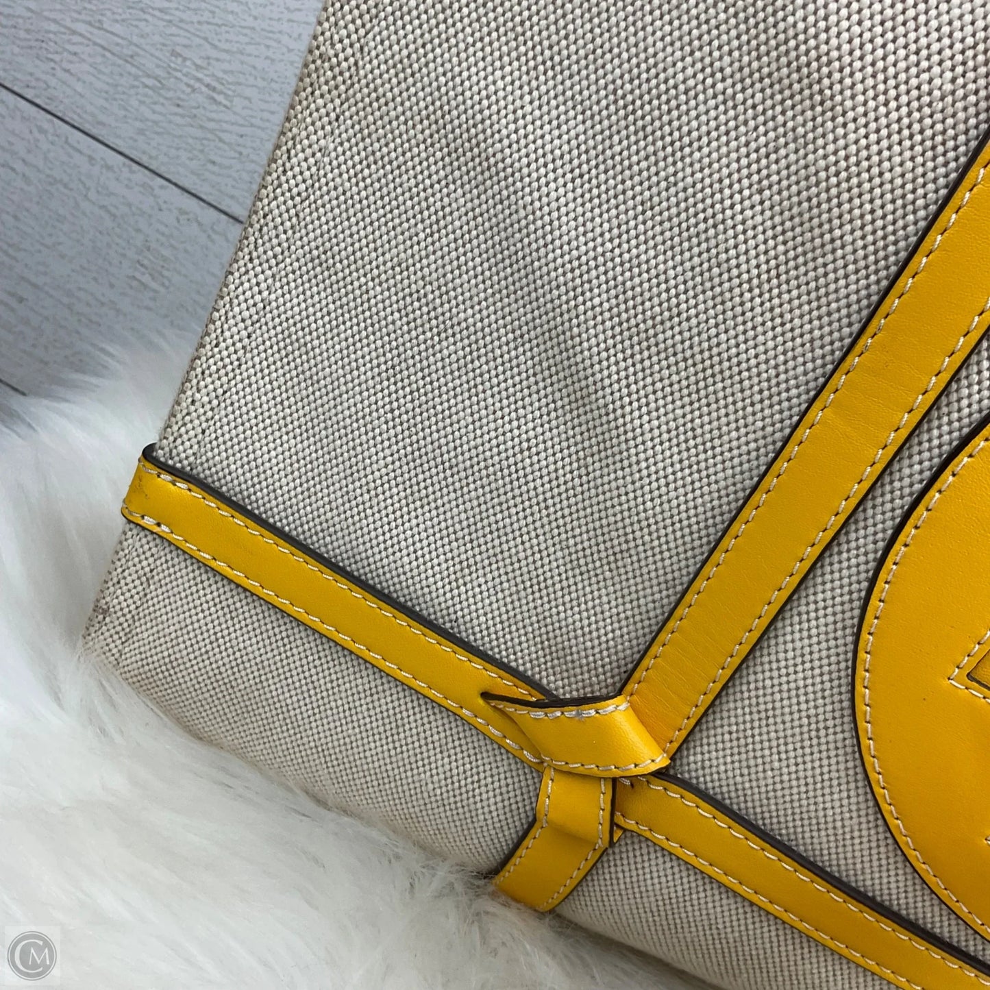 Handbag Designer By Tory Burch, Size: Large