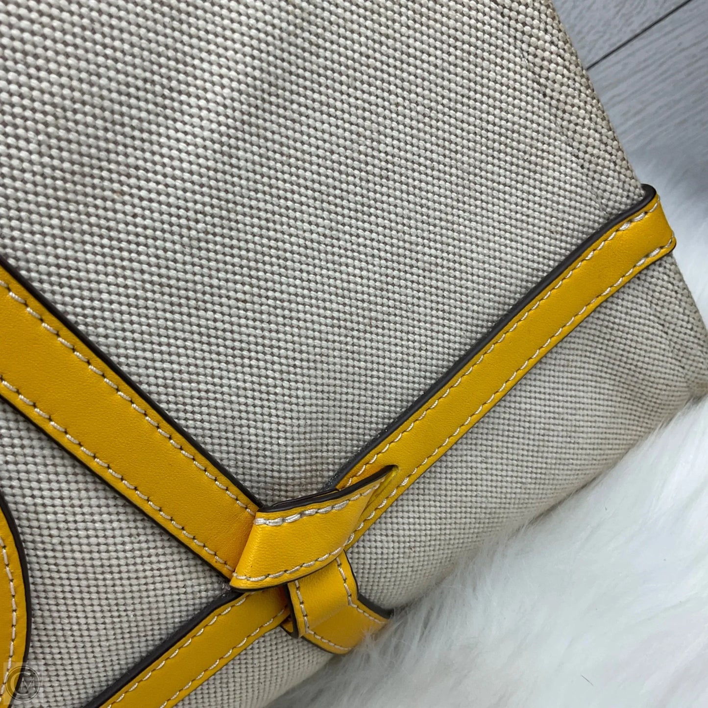 Handbag Designer By Tory Burch, Size: Large