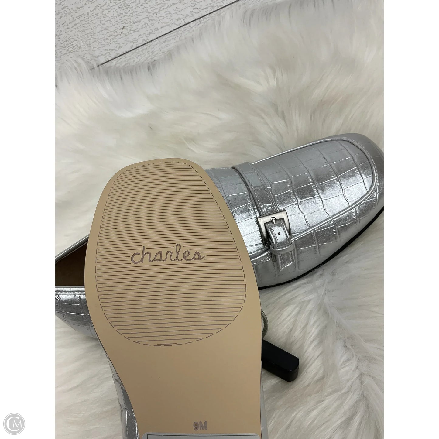 Shoes Flats By Charles By Charles David In Silver, Size: 9