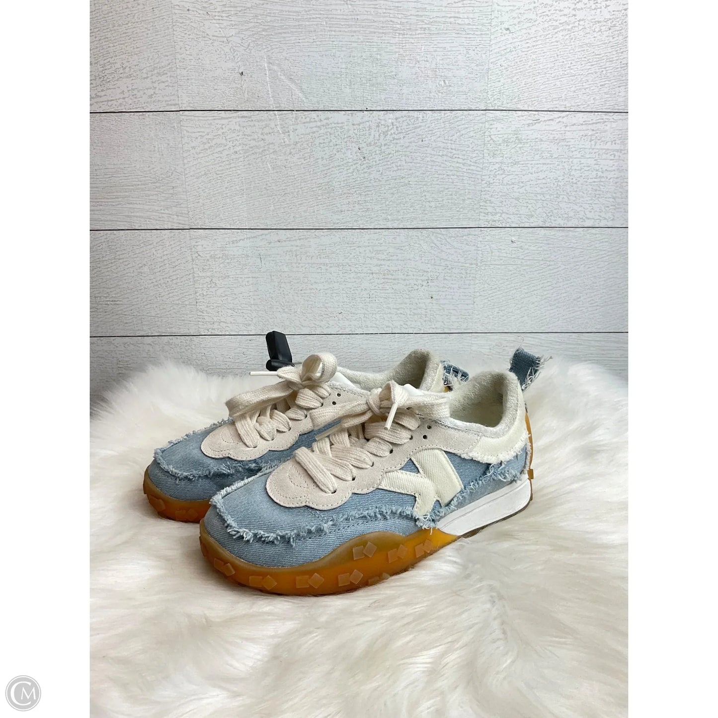 Shoes Designer By Kate Spade In Blue Denim, Size: 6.5