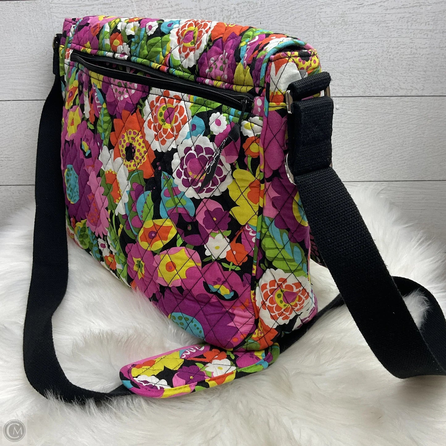 Handbag By Vera Bradley, Size: Medium