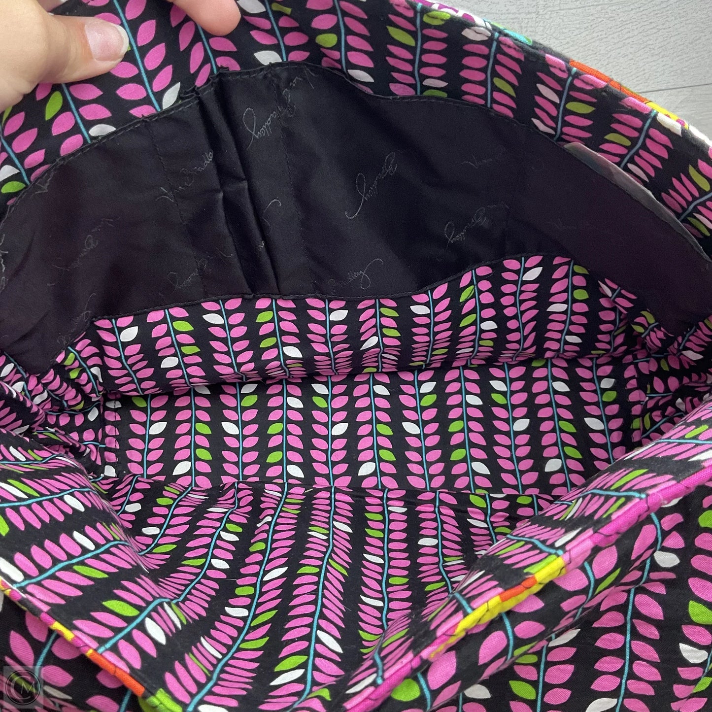 Handbag By Vera Bradley, Size: Medium