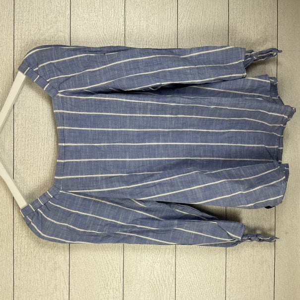 Top Long Sleeve By Liz Claiborne In Blue, Size: L