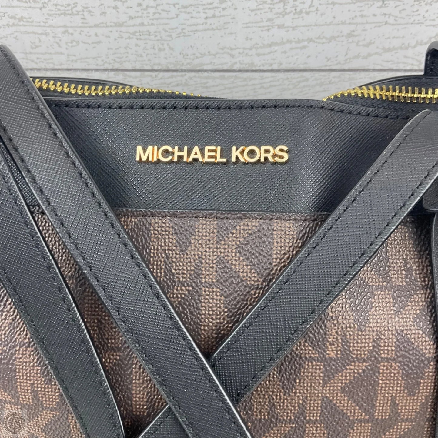 Handbag Designer By Michael Kors, Size: Medium