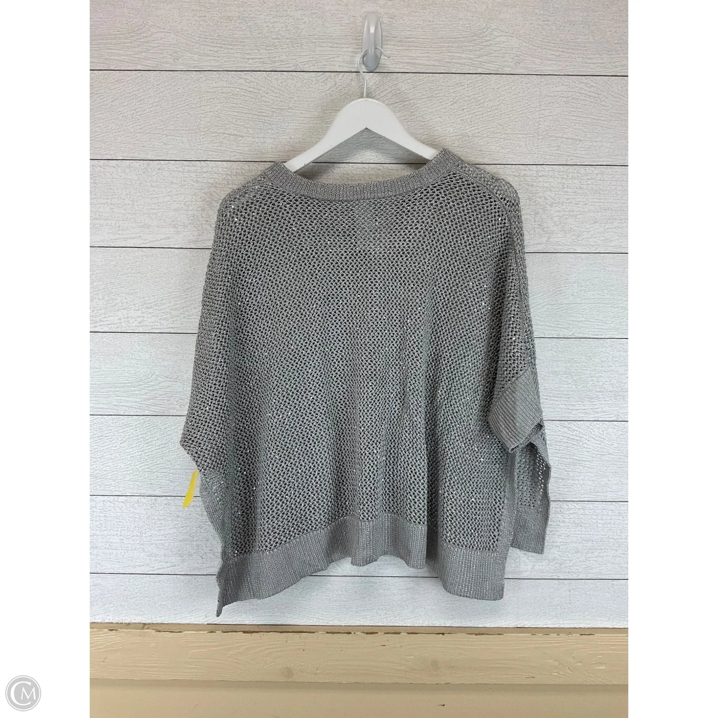 Sweater Short Sleeve By Chicos In Silver, Size: S