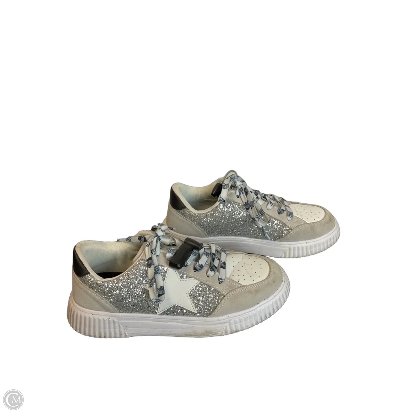 Shoes Sneakers By Clothes Mentor In White, Size: 10
