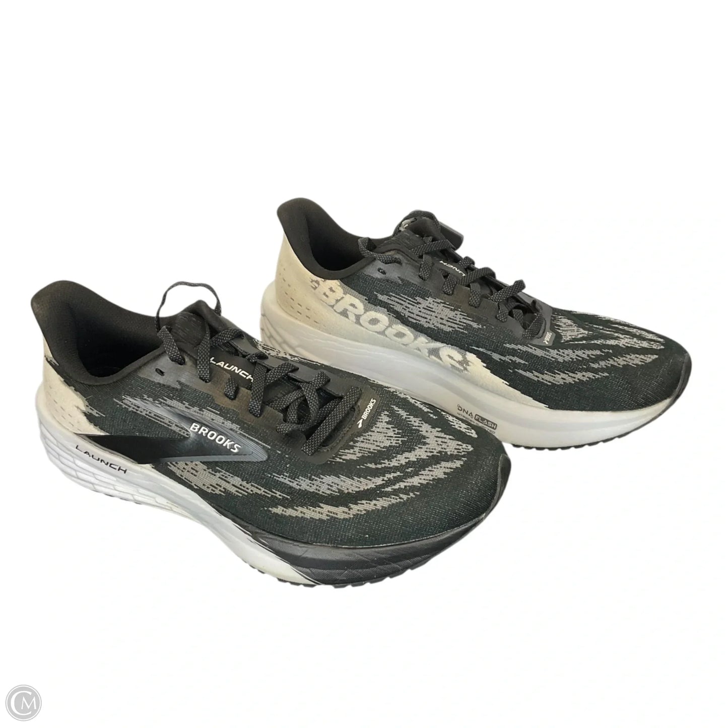 Shoes Athletic By Brooks In Black, Size: 11