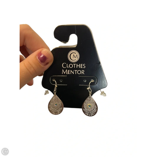 Earrings Dangle/drop By Clothes Mentor