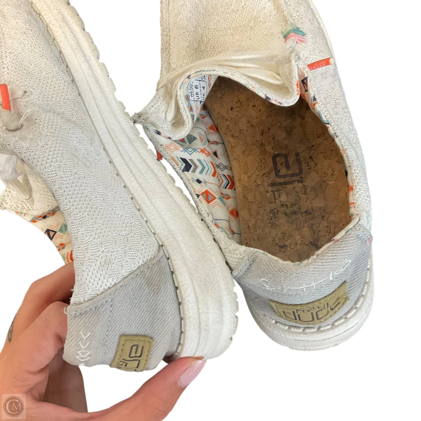 Shoes Flats By Hey Dude In White, Size: 6