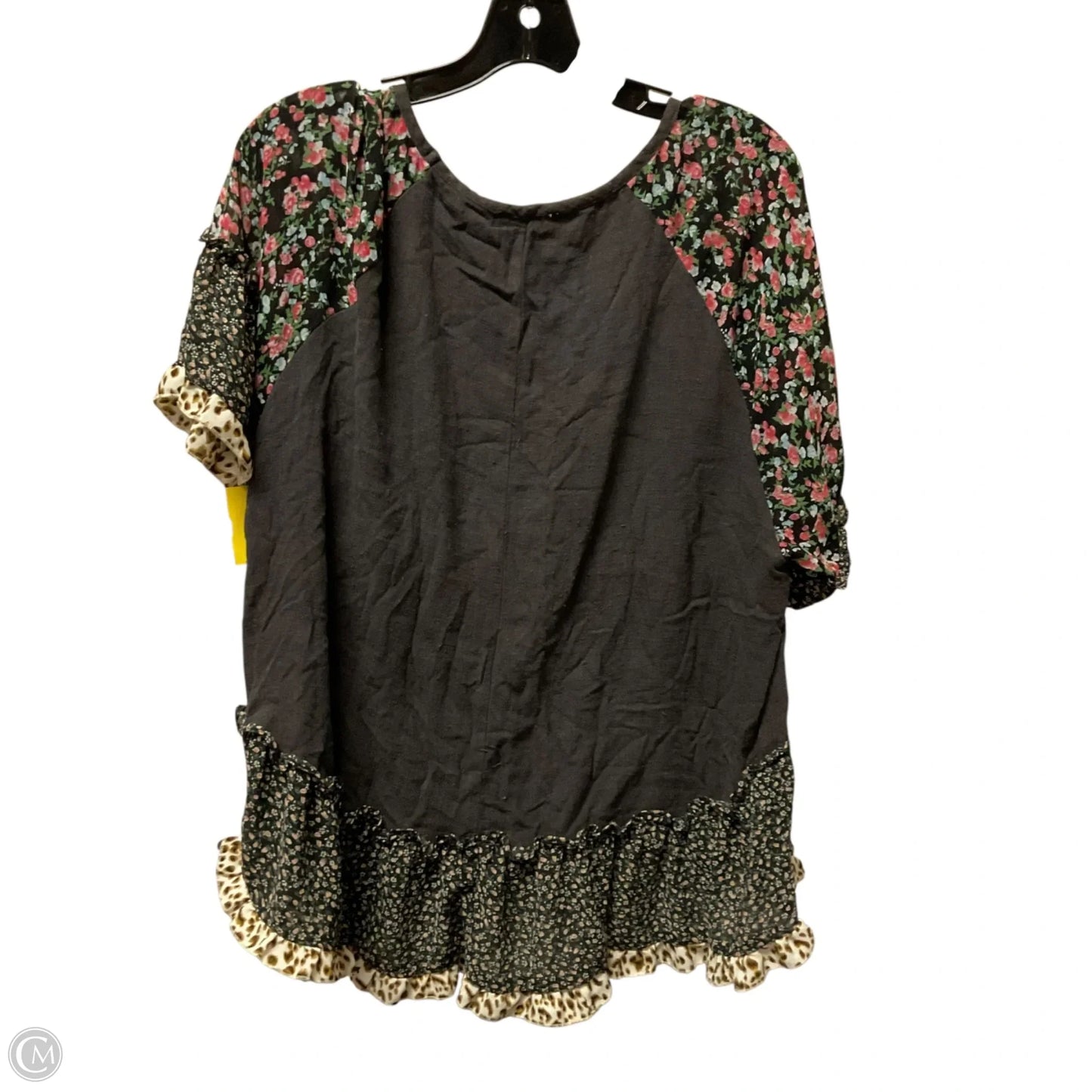 Top Short Sleeve By Umgee In Grey, Size: 1x