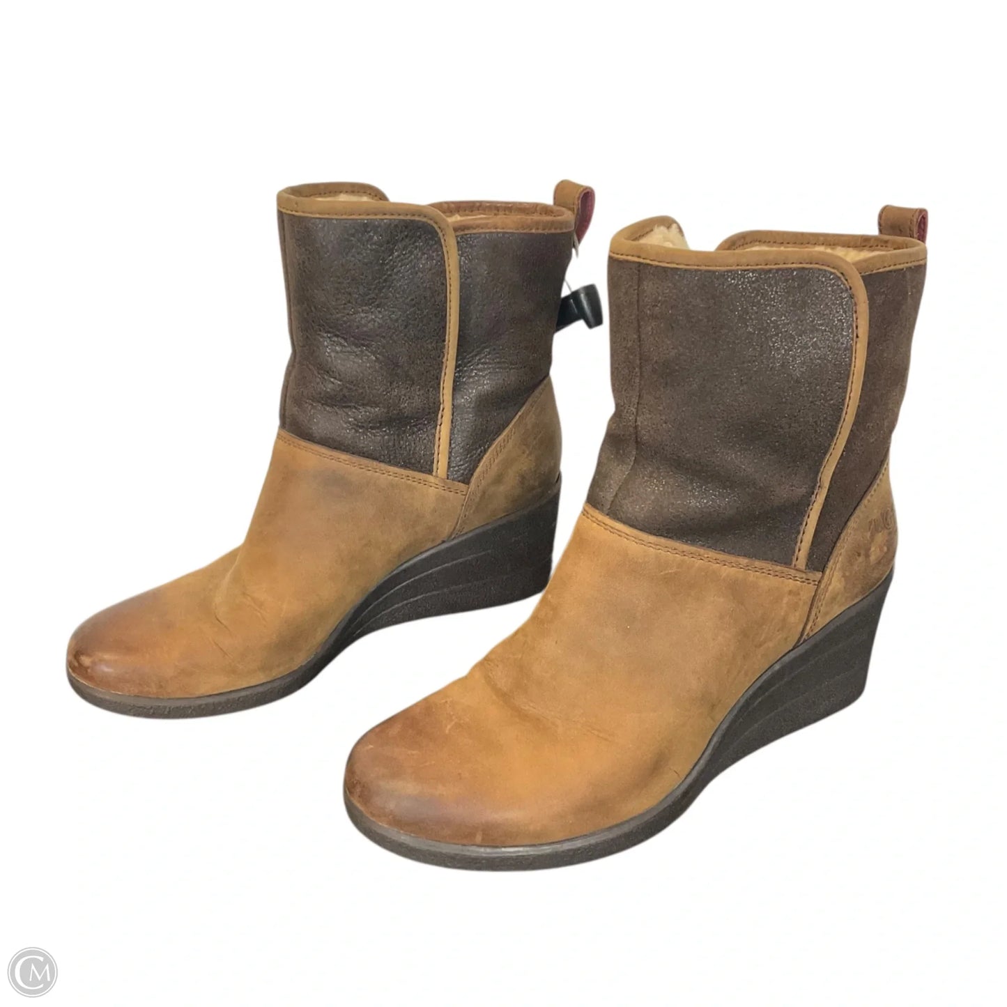 Boots Designer By Ugg In Tan, Size: 9