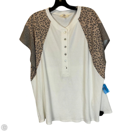 Top Short Sleeve By Entro In White, Size: 1x