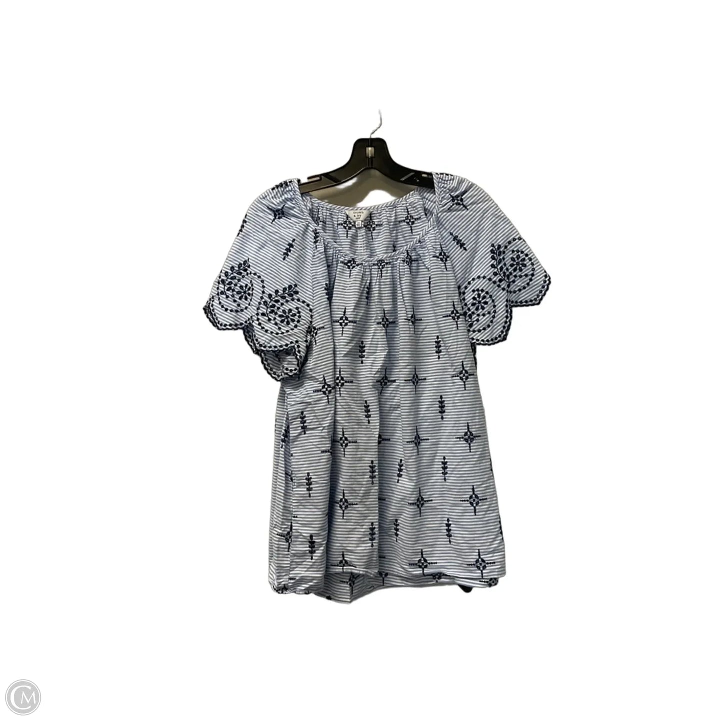 Top Short Sleeve By Crown And Ivy In Striped Pattern, Size: 1x