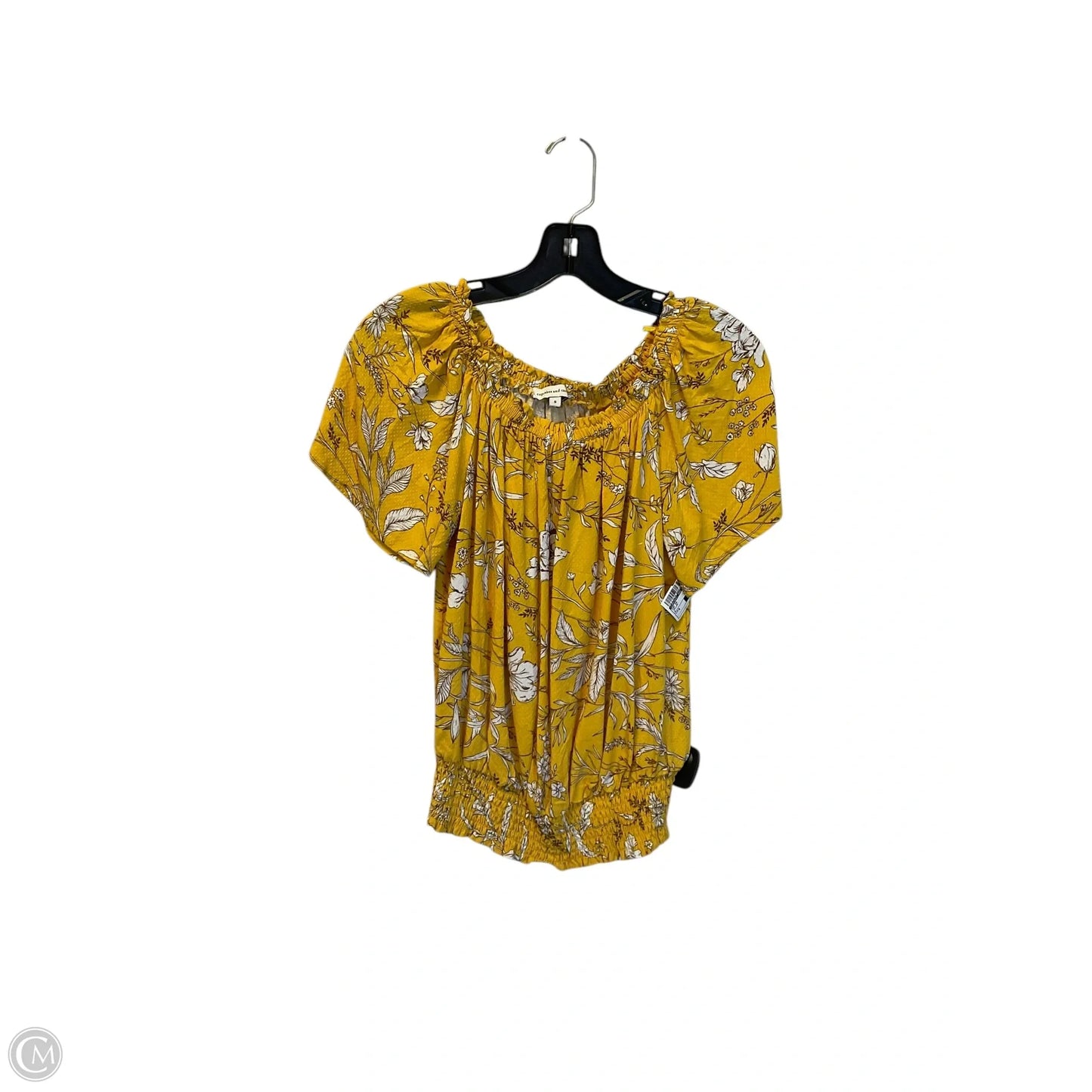 Top Short Sleeve By Cupcakes And Cashmere In Yellow, Size: S