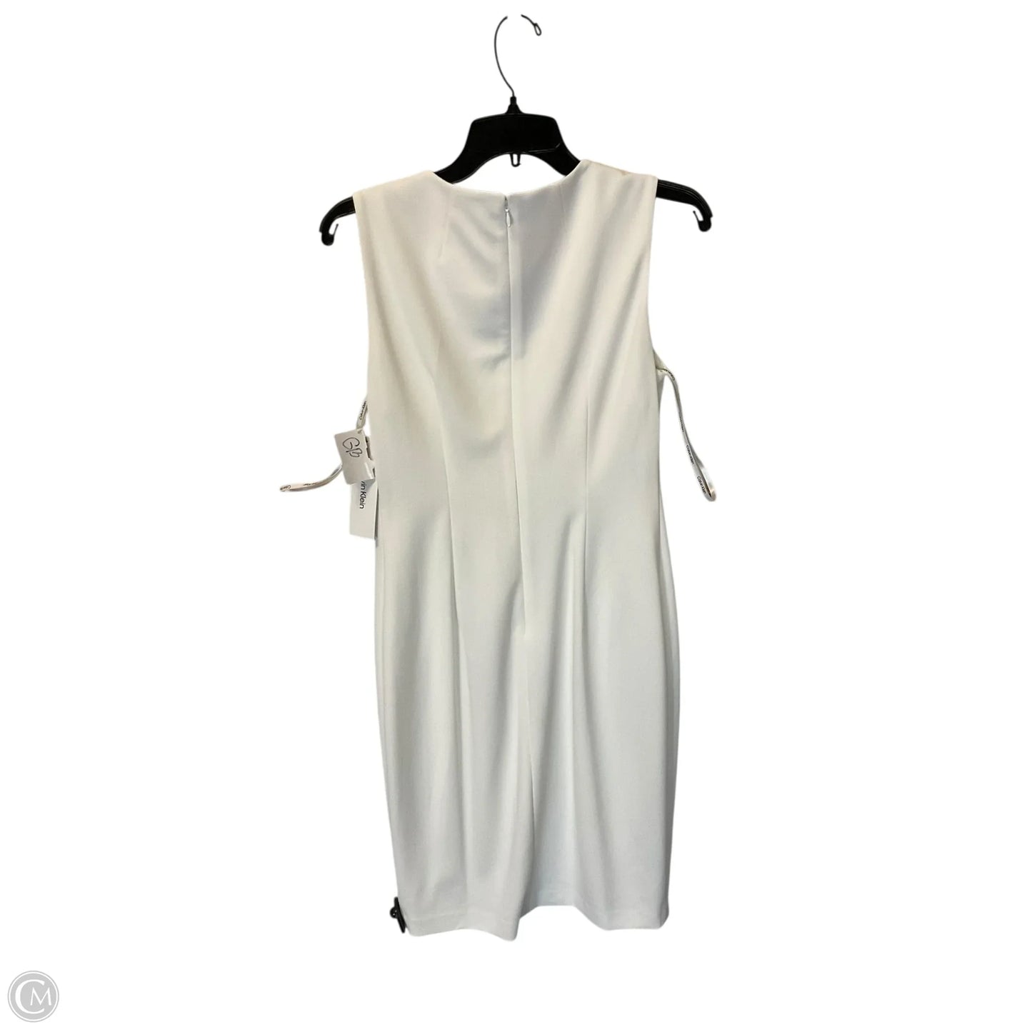 Dress Casual Short By Calvin Klein In White, Size: 4
