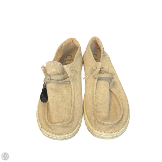 Shoes Flats By Hey Dude In Cream, Size: 8