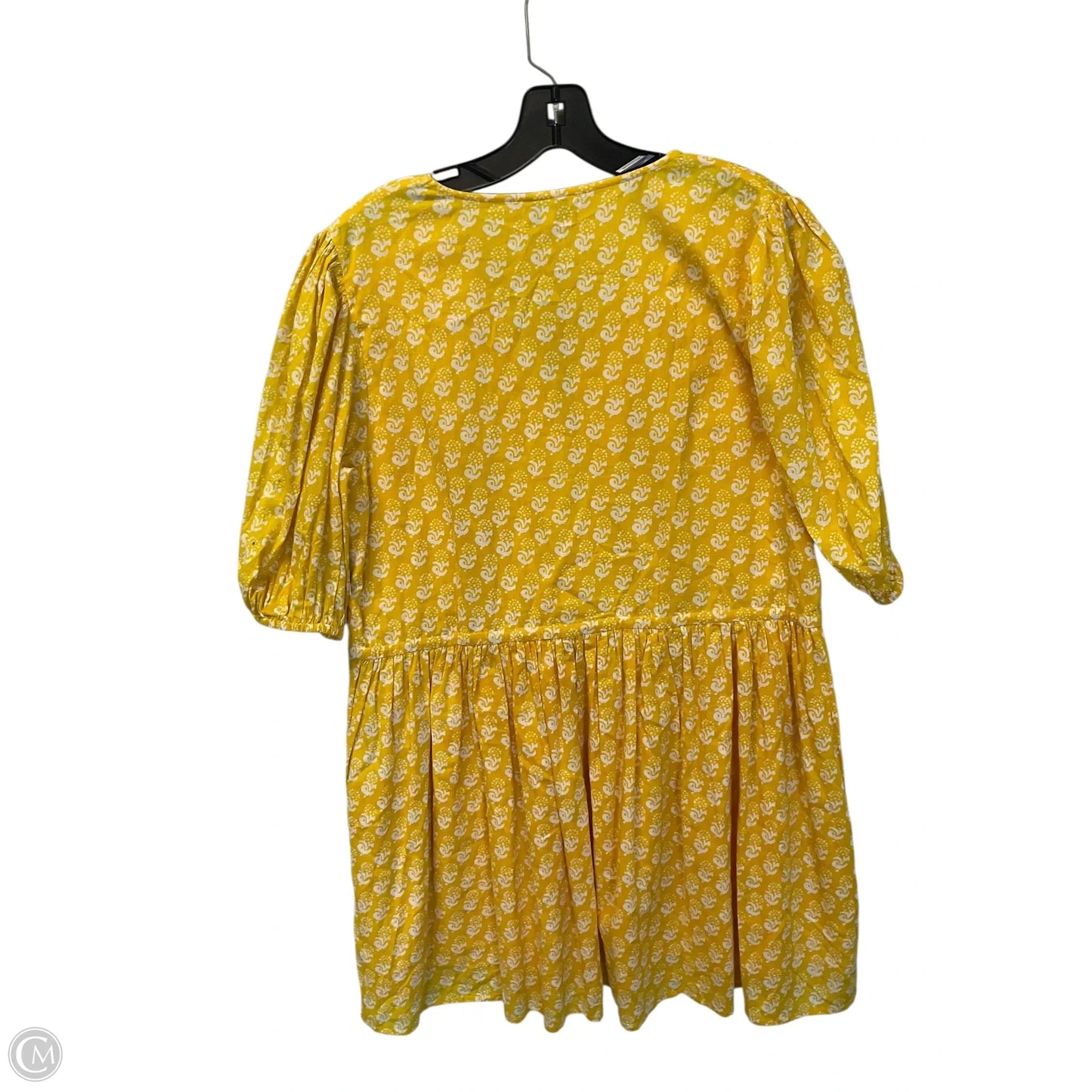 Dress Casual Short By Clothes Mentor In Yellow, Size: L