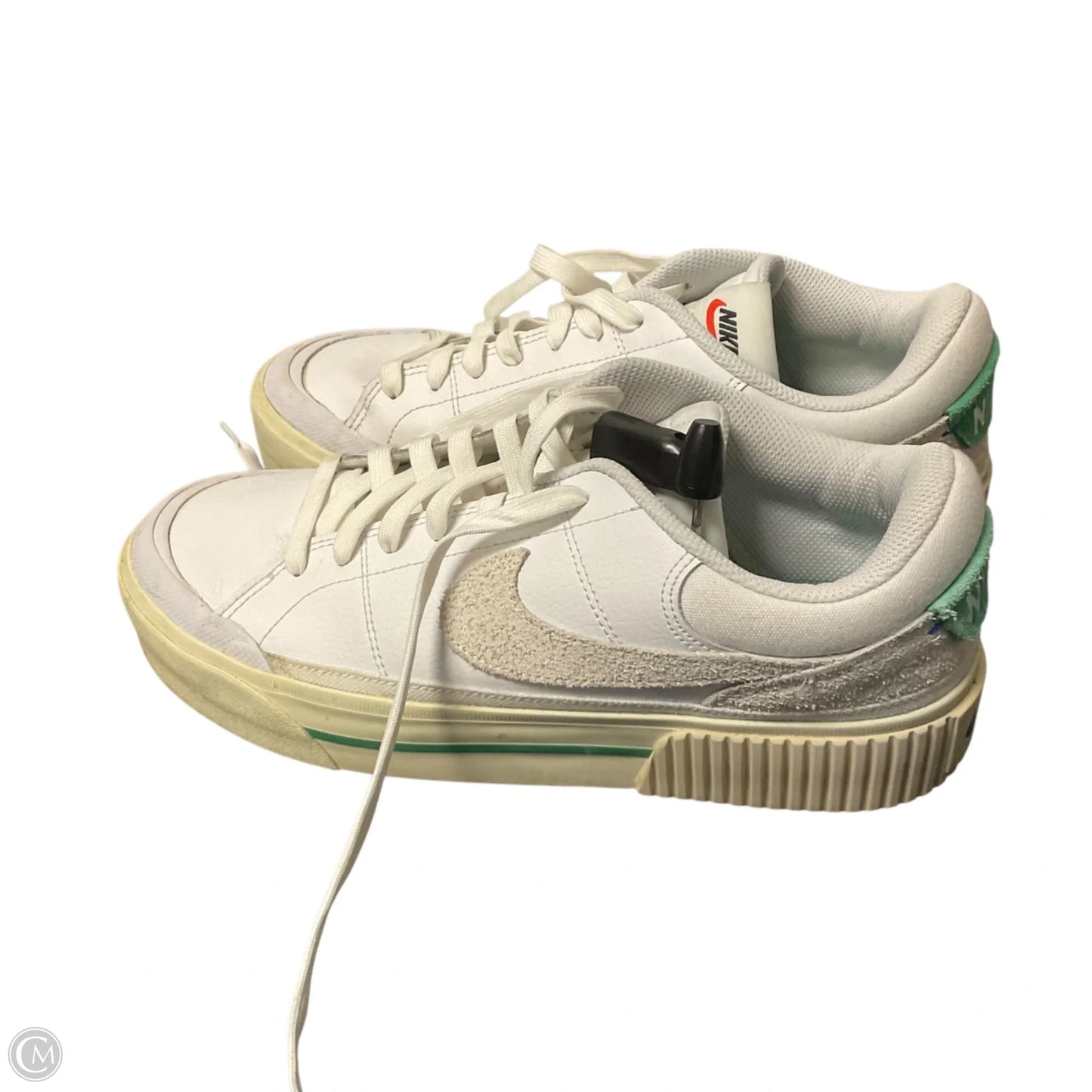 Shoes Sneakers By Nike In Green & White, Size: 10