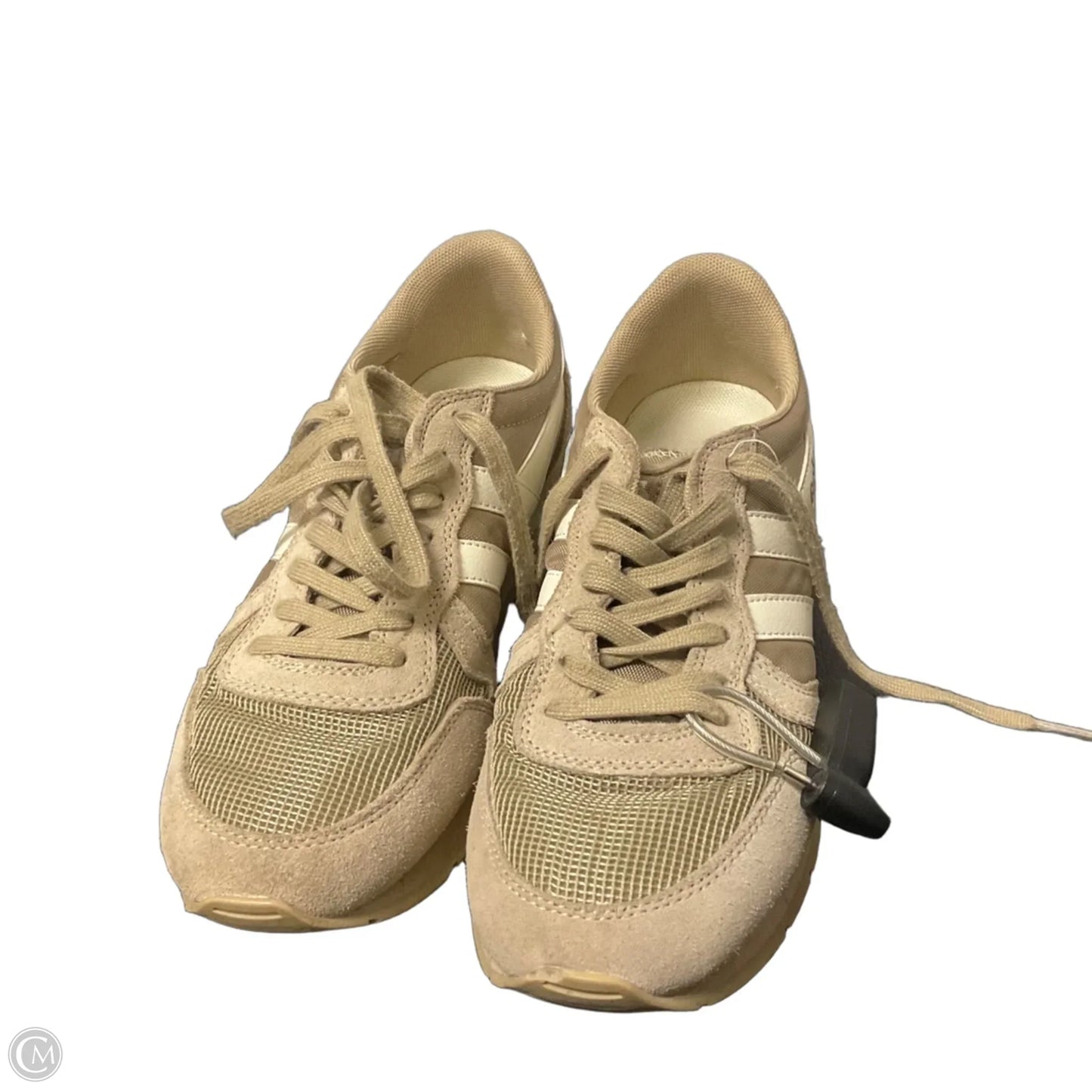Shoes Sneakers By Gola In Tan, Size: 7.5