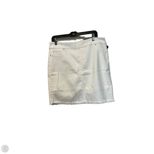 Skort By Chicos In Cream, Size: 10
