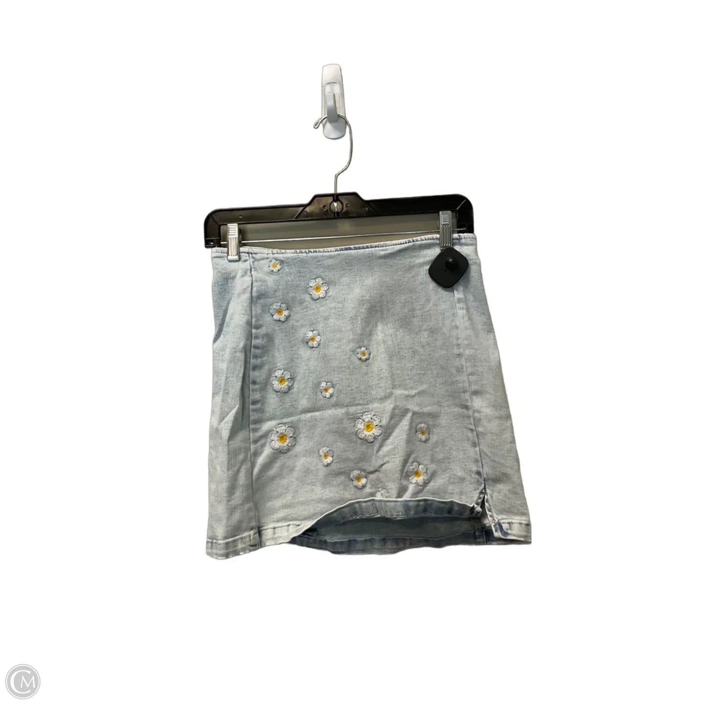 Skirt Mini & Short By Wild Fable In Blue Denim, Size: 4