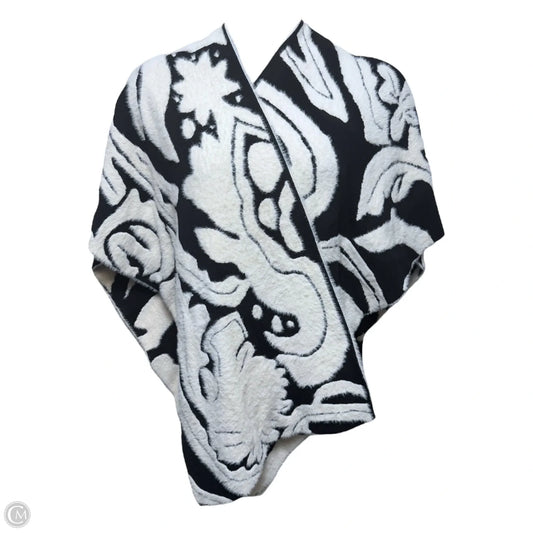 Shawl By Chicos In Black & White, Size: S/M