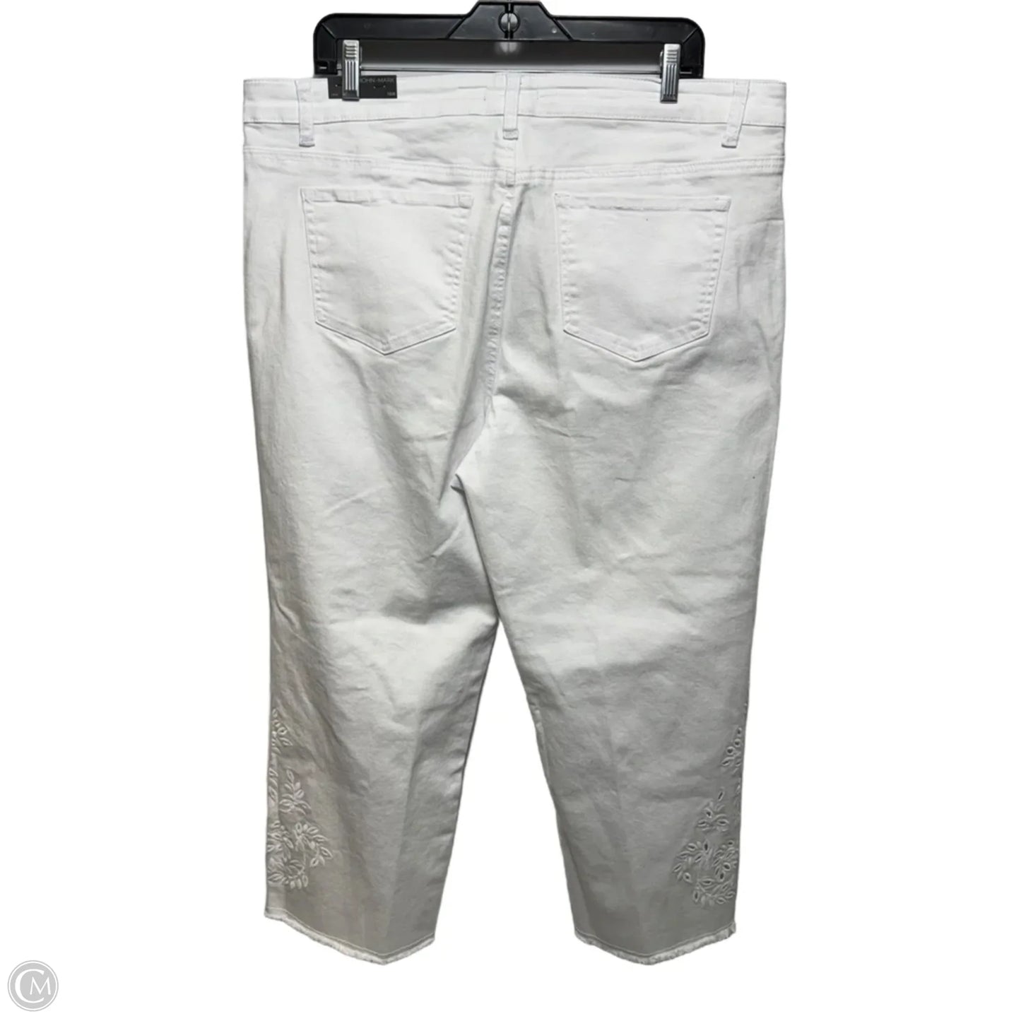 Island Dreaming Jeans Cropped By John Mark In White, Size: 18